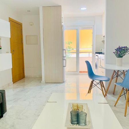 Homely Malaga Parras Con Terraza Interior Y Parking Privado Bajo Suplemento Экстерьер фото