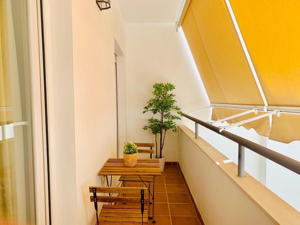 Homely Malaga Parras Con Terraza Interior Y Parking Privado Bajo Suplemento Экстерьер фото