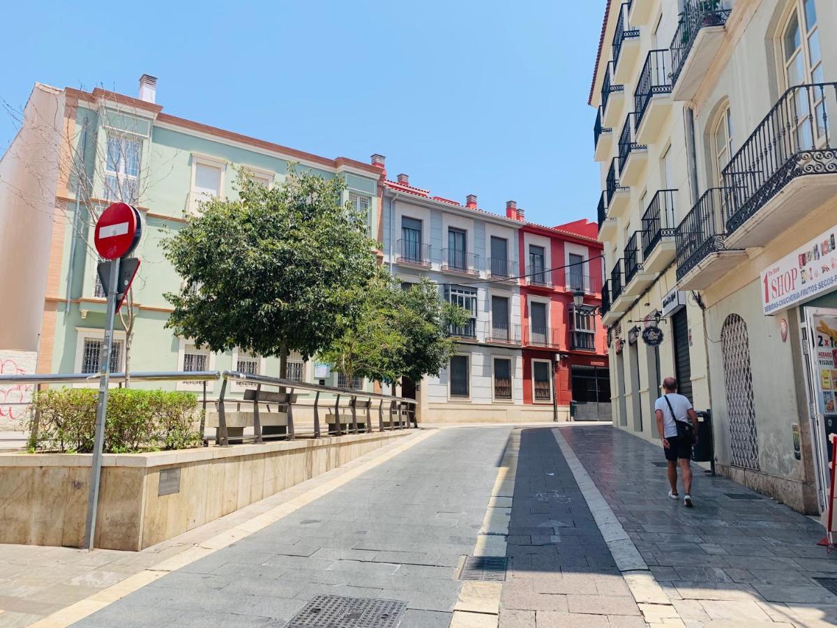 Homely Malaga Parras Con Terraza Interior Y Parking Privado Bajo Suplemento Экстерьер фото