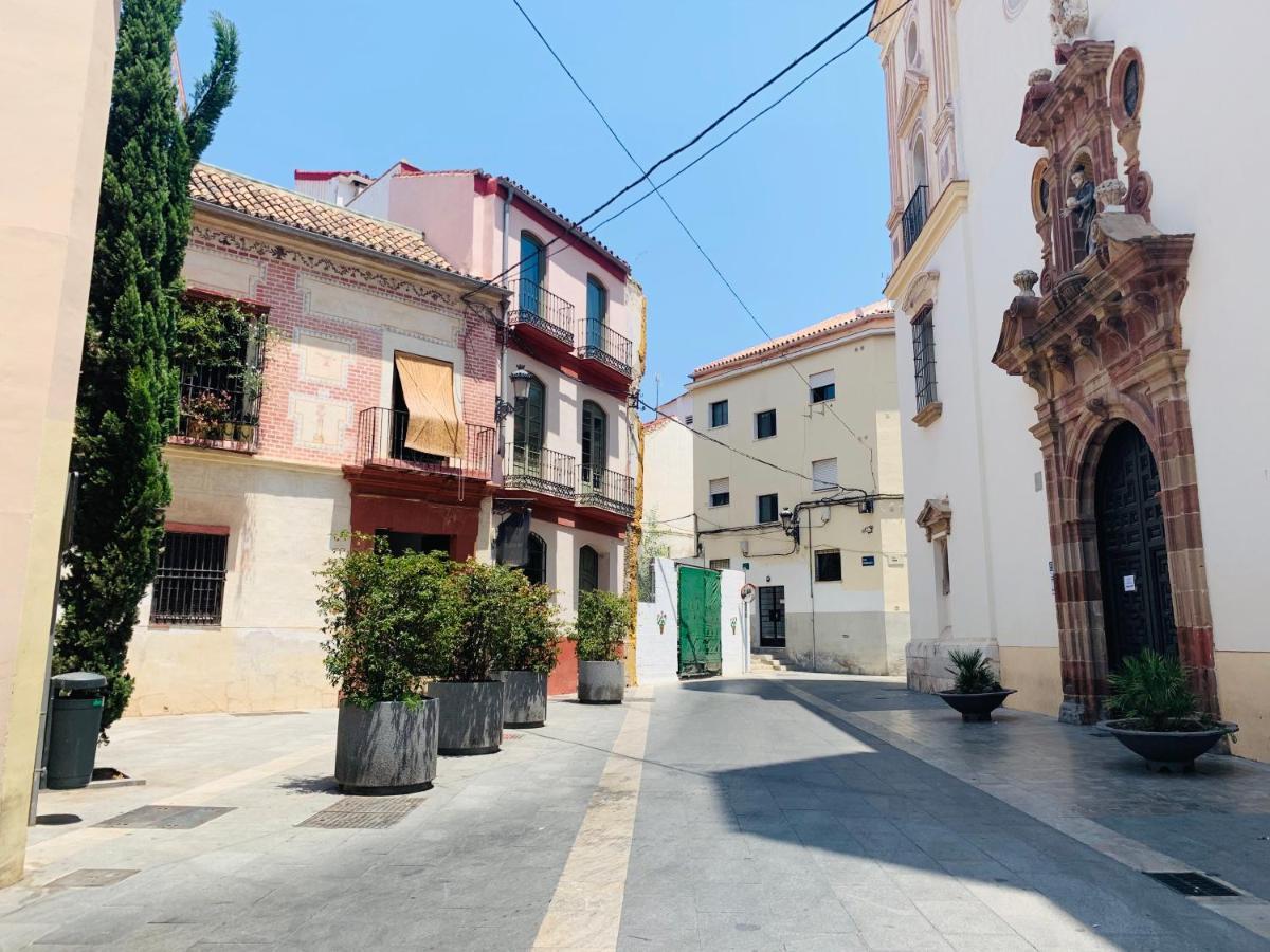 Homely Malaga Parras Con Terraza Interior Y Parking Privado Bajo Suplemento Экстерьер фото