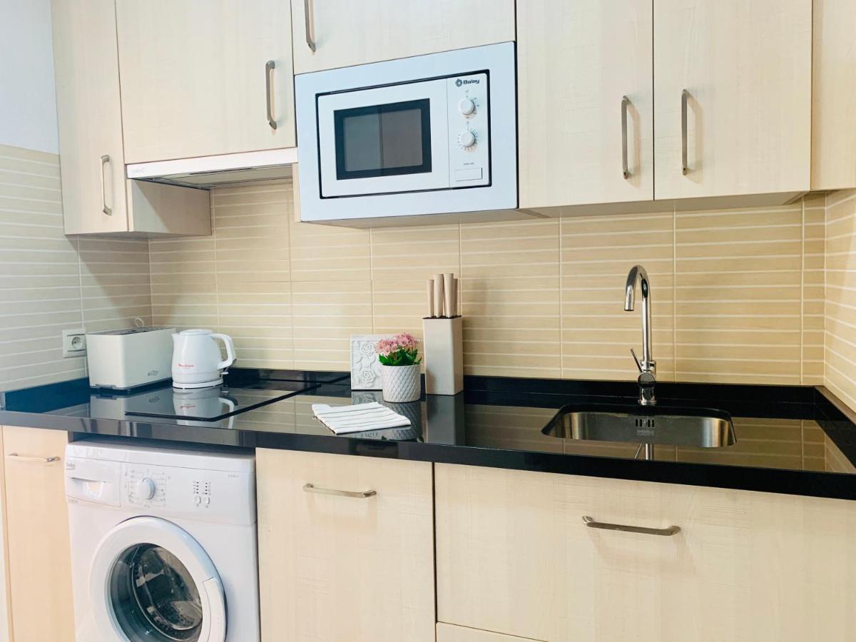 Homely Malaga Parras Con Terraza Interior Y Parking Privado Bajo Suplemento Экстерьер фото